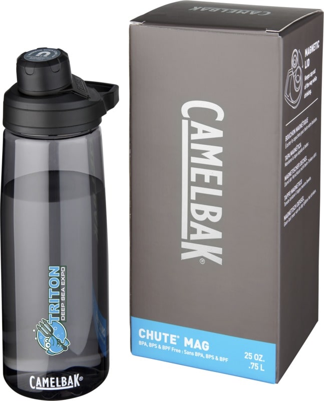 Camelbak Chute Mag juomapullo omalla logolla