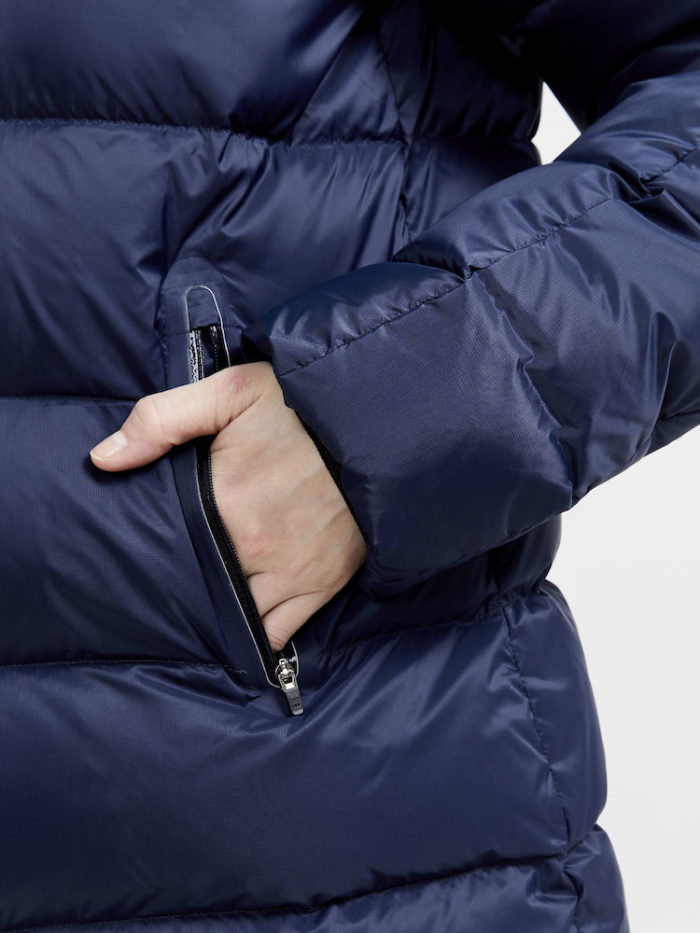 takit omalla logolla painatuksella brodeerauksella yritystekstiilit työvaatteet